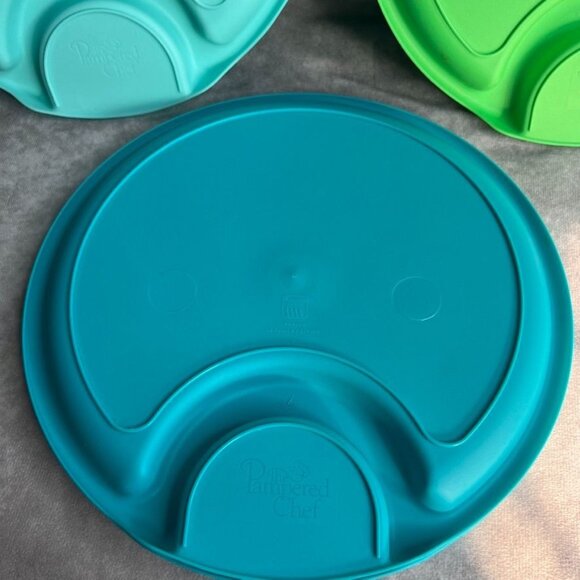 Pampered Chef Outdoor Party Plates 10" Divided Picnic Plastic #2823 Set of 6 - Picture 3 of 7